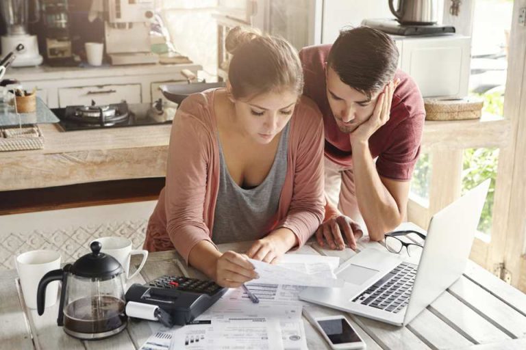 house expense ratio front-end ratio definition